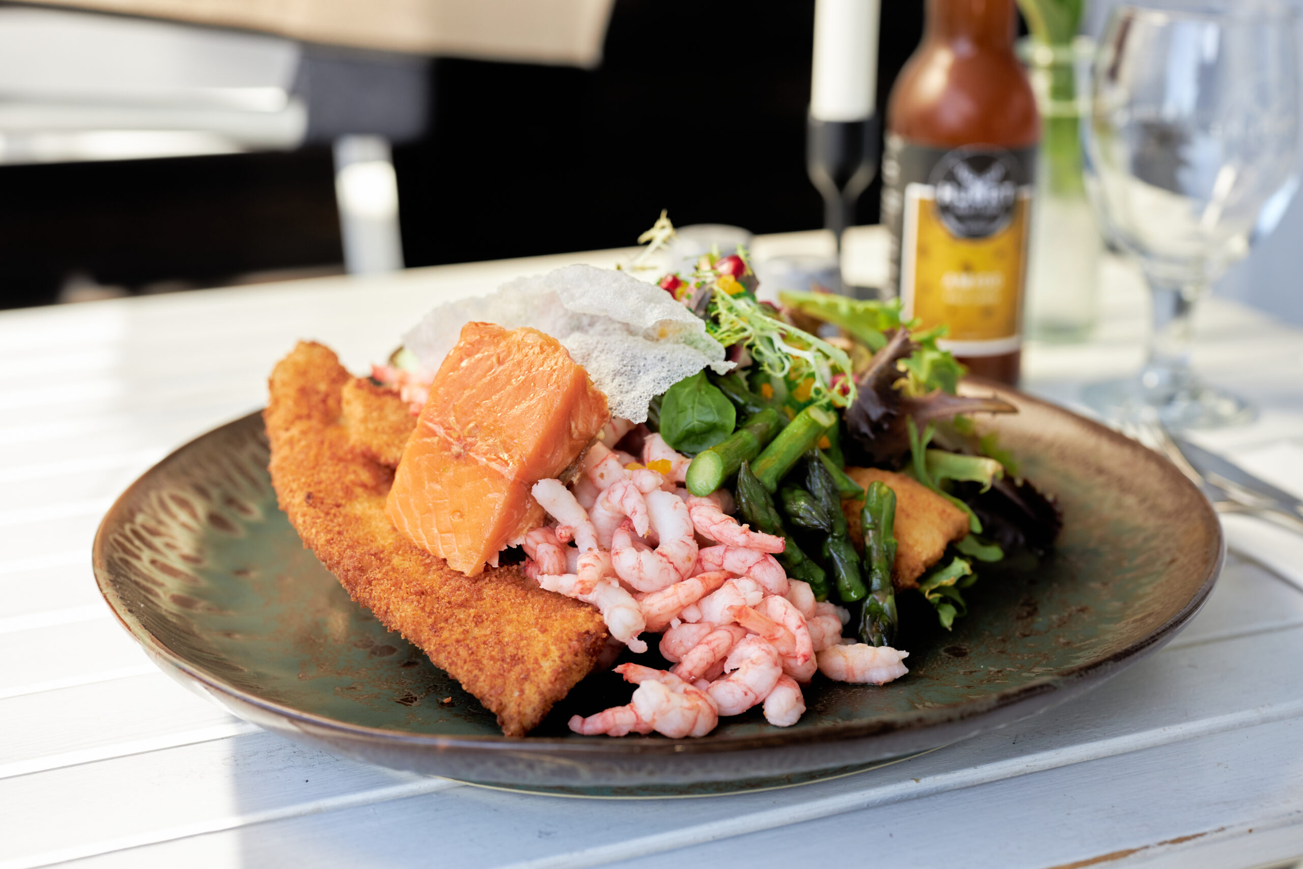 Full Width Featured Image With Sidebar